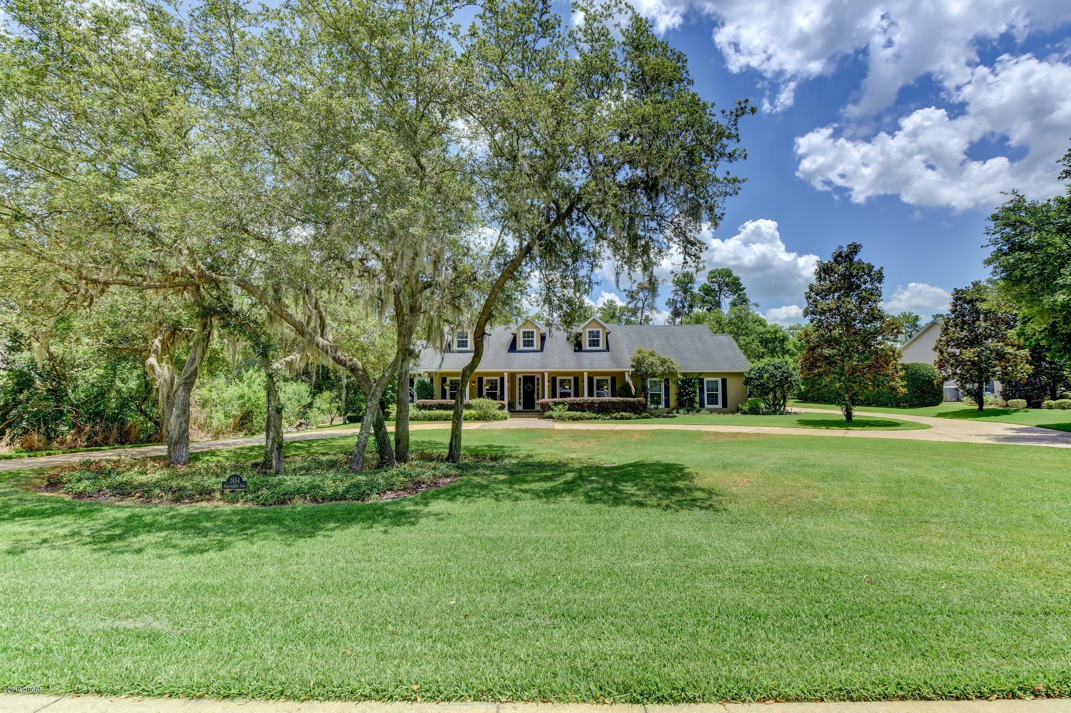 Property Photo:  2654 Winnemissett Oaks Drive  FL 32724 