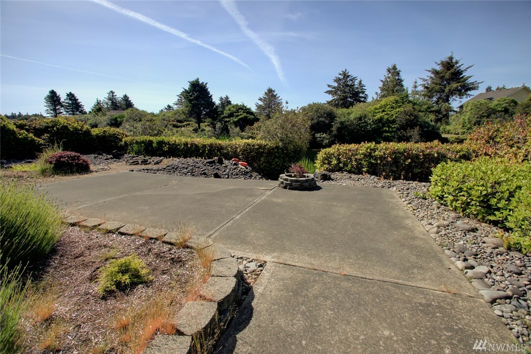 Property Photo:  375 S Butter Clam St SW  WA 98569 