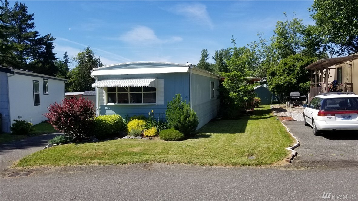 Property Photo: 4000 Flynn St 27 WA 98229