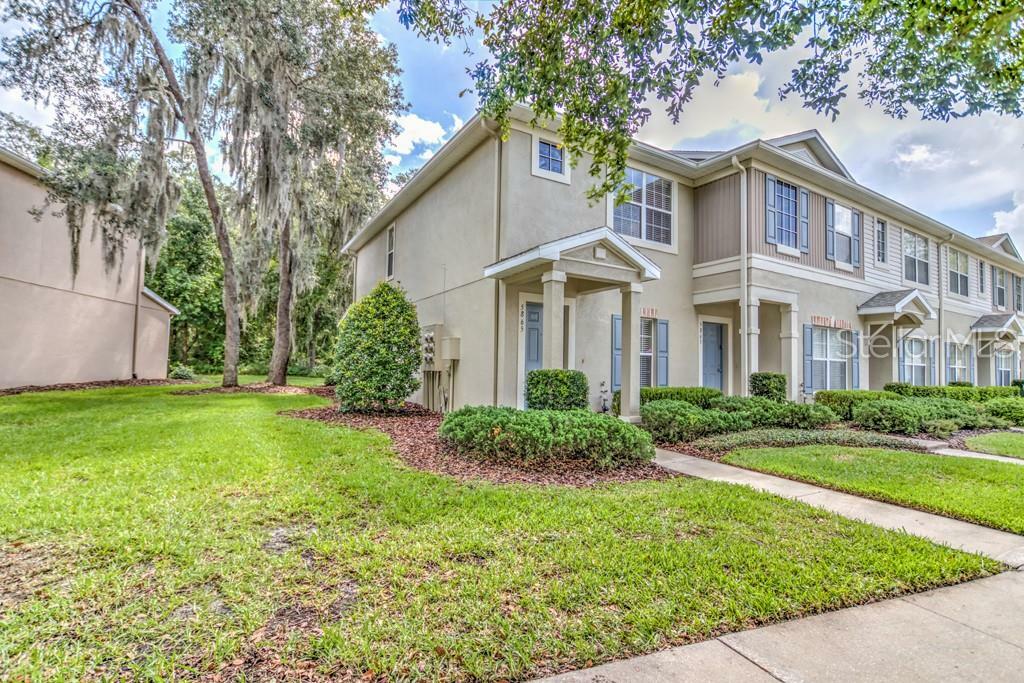 Property Photo:  5865 Fishhawk Ridge Drive  FL 33547 