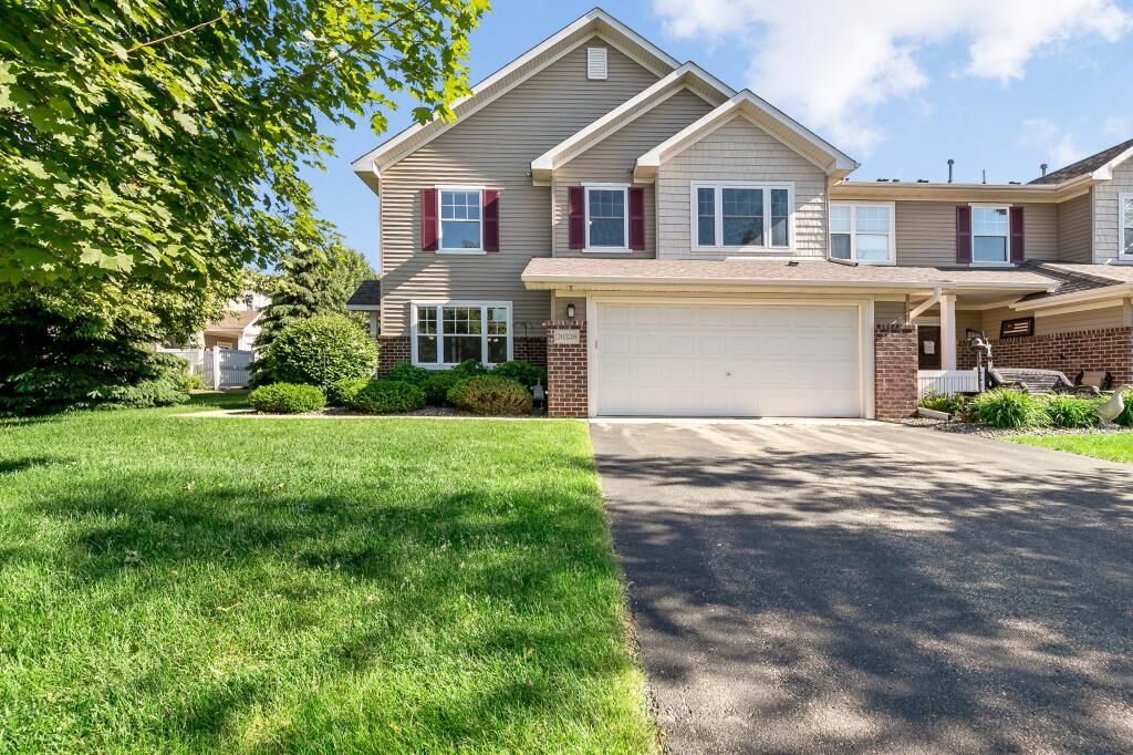 Property Photo: 20338 Kensfield Trail 1606 MN 55044