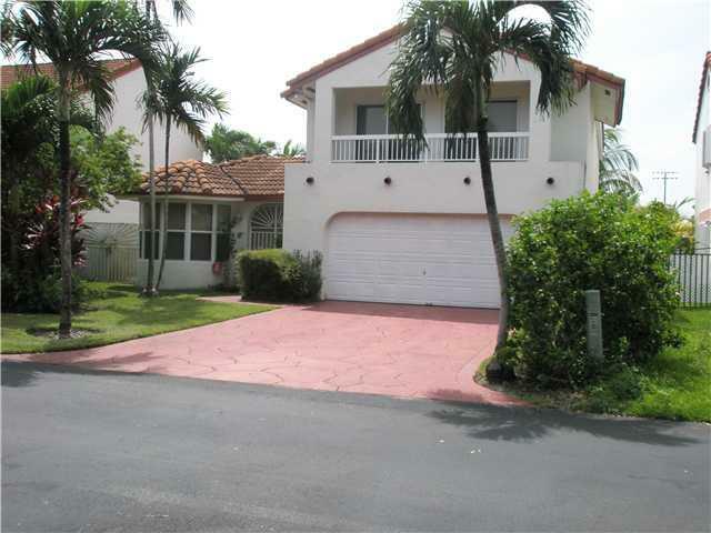 Property Photo: 10420 SW 118 Pl FL 33186