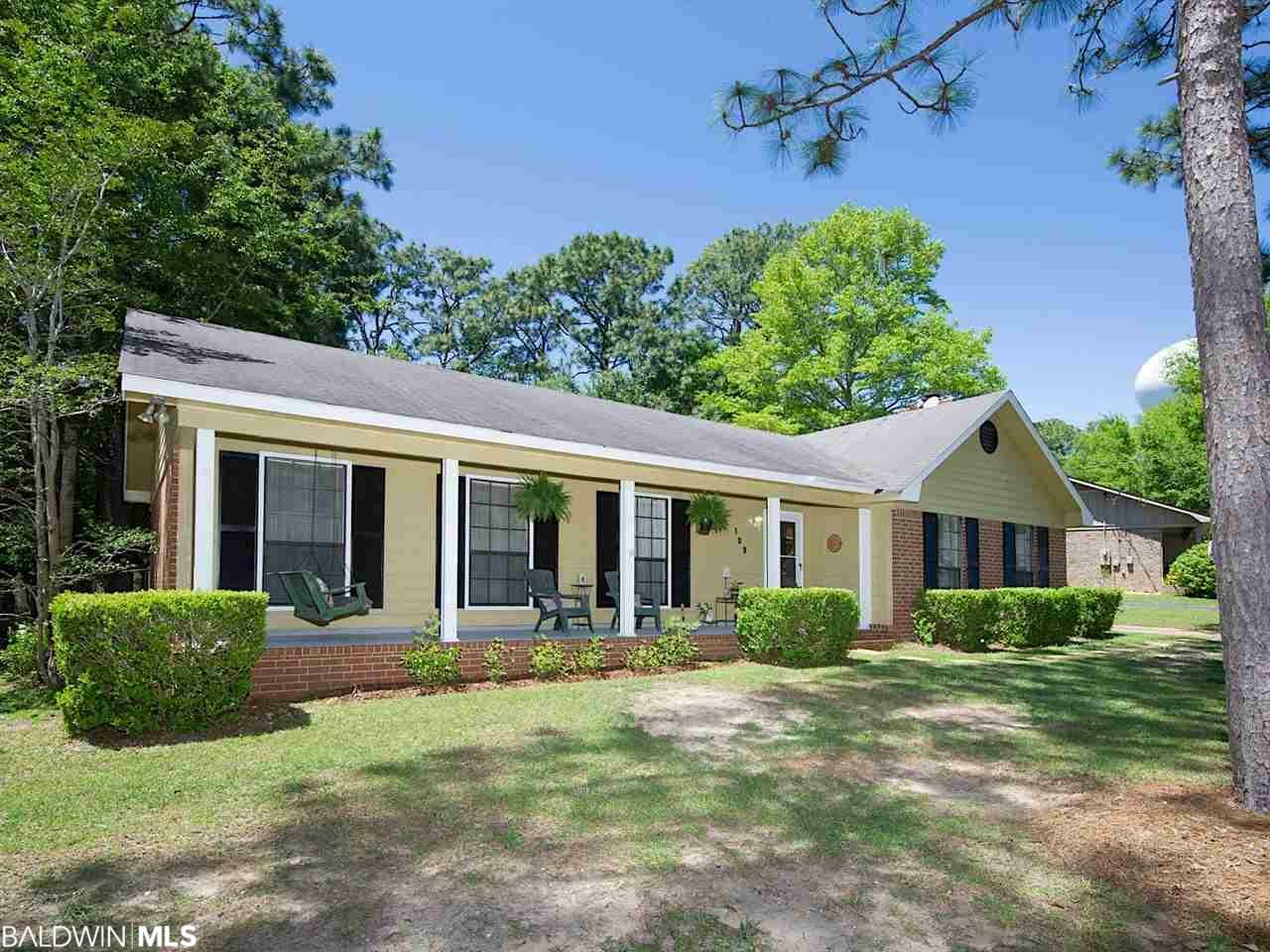 Property Photo:  109 Meadow Circle  AL 36526 