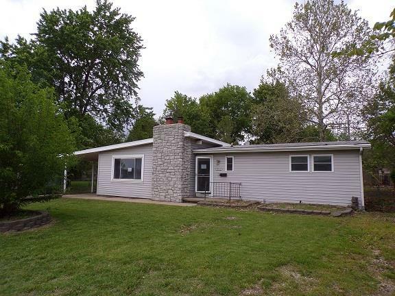 Property Photo:  1208 E Elm Street  KS 66061 