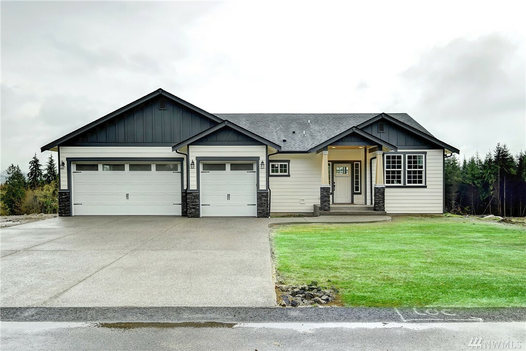 Property Photo: 18523 114th Dr NE WA 98223