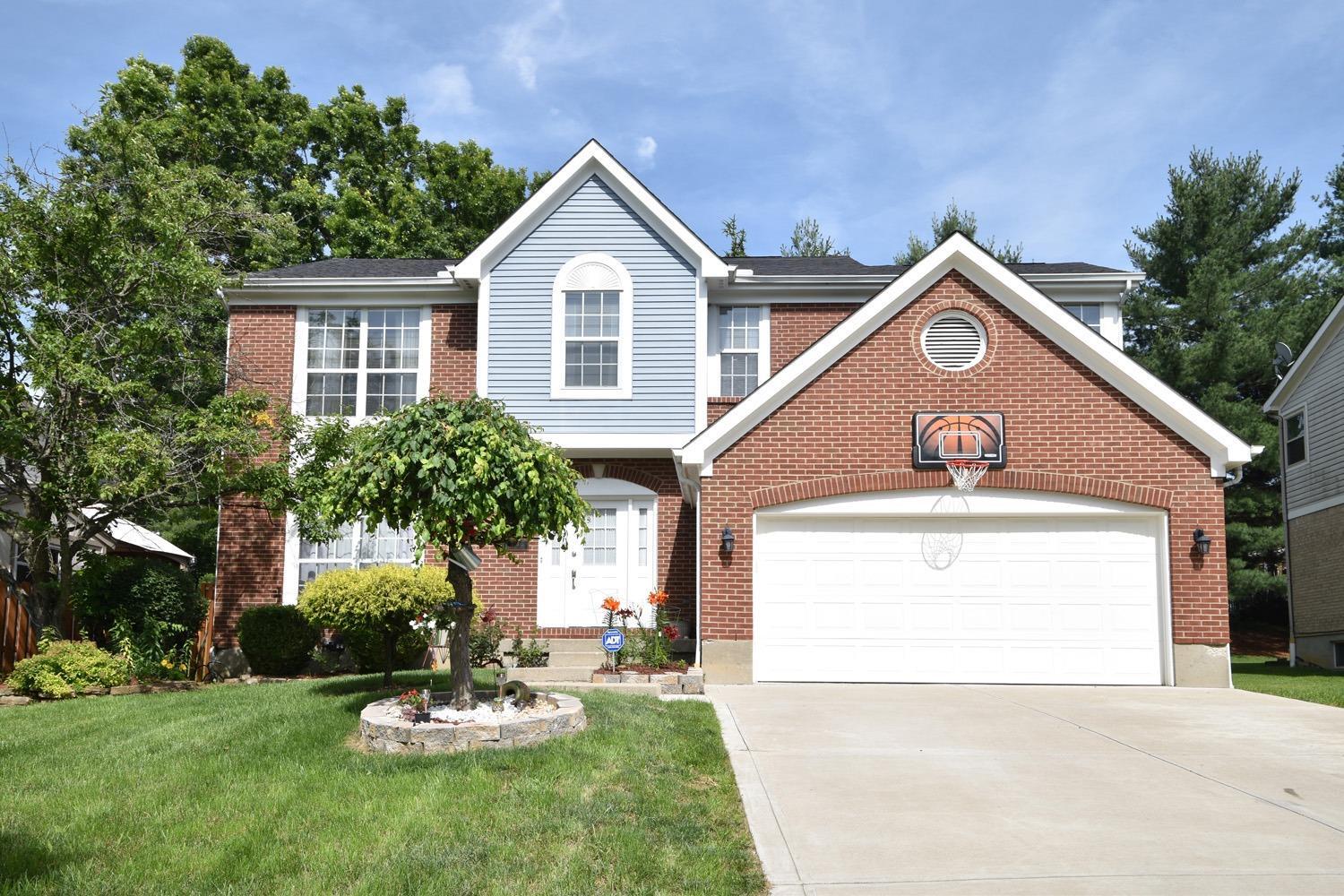 Property Photo: 326 Parktrail Lane OH 45238