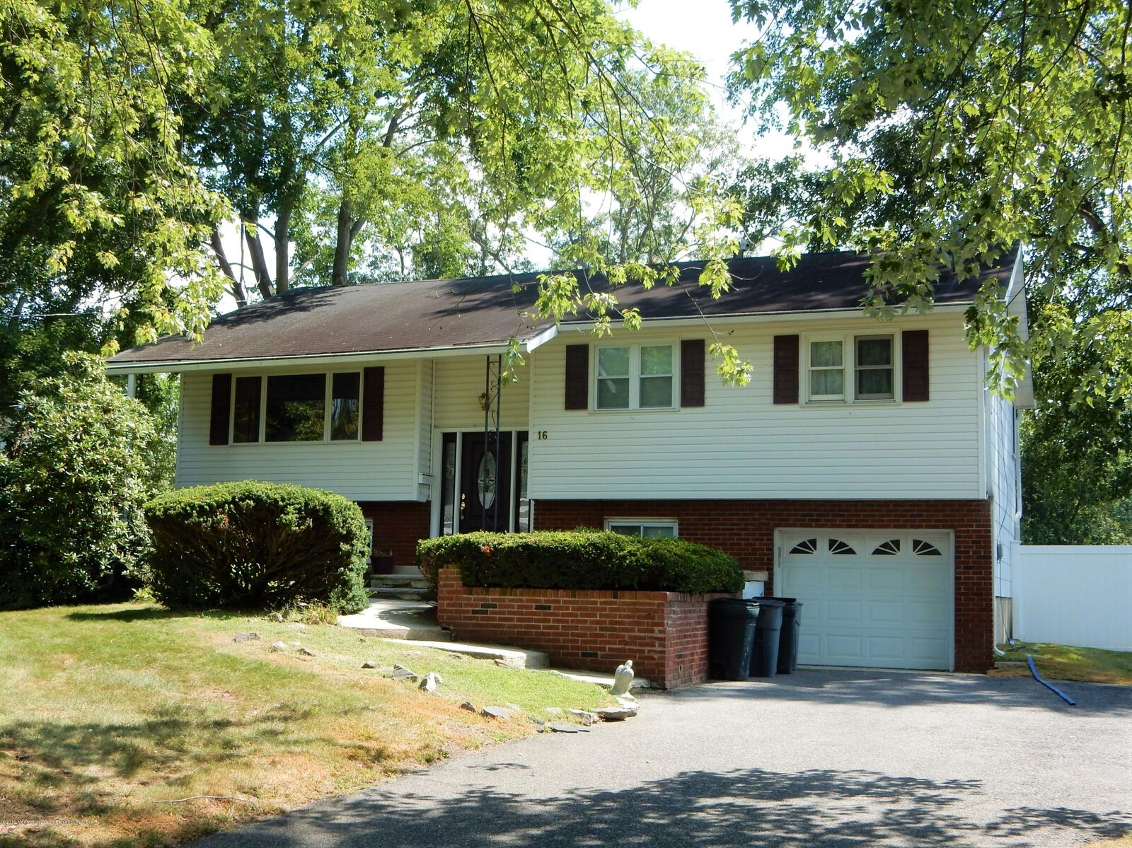 Property Photo:  16 Sugar Maple Avenue  NJ 07726 