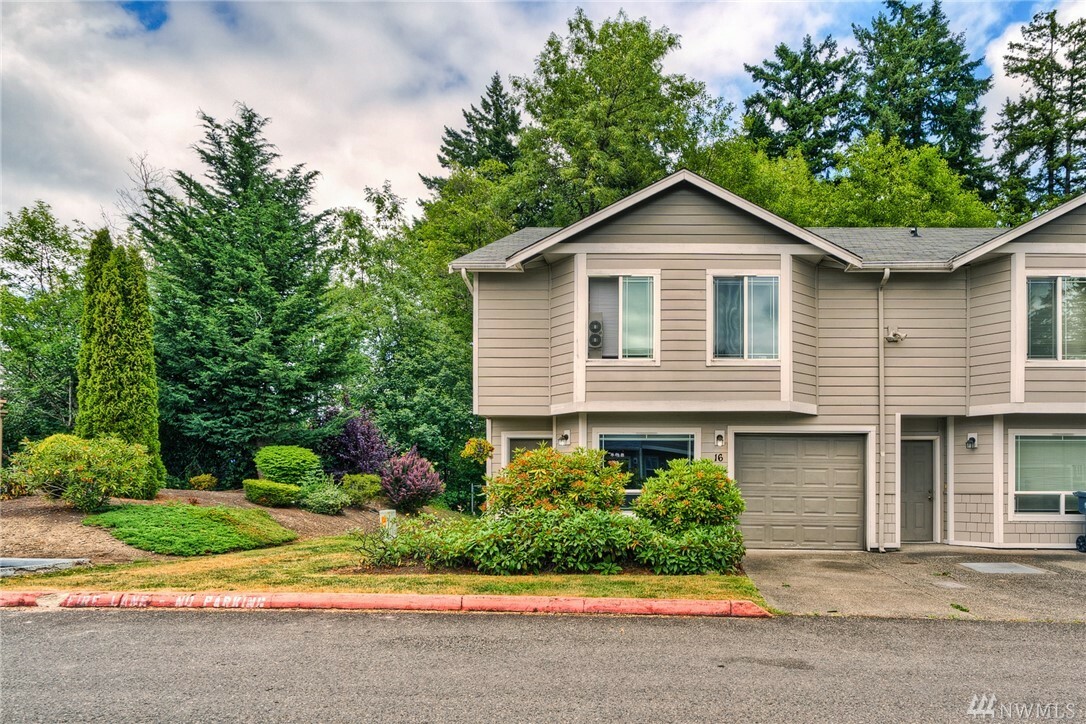 Property Photo: 10915 13th Ave E 16 WA 98445