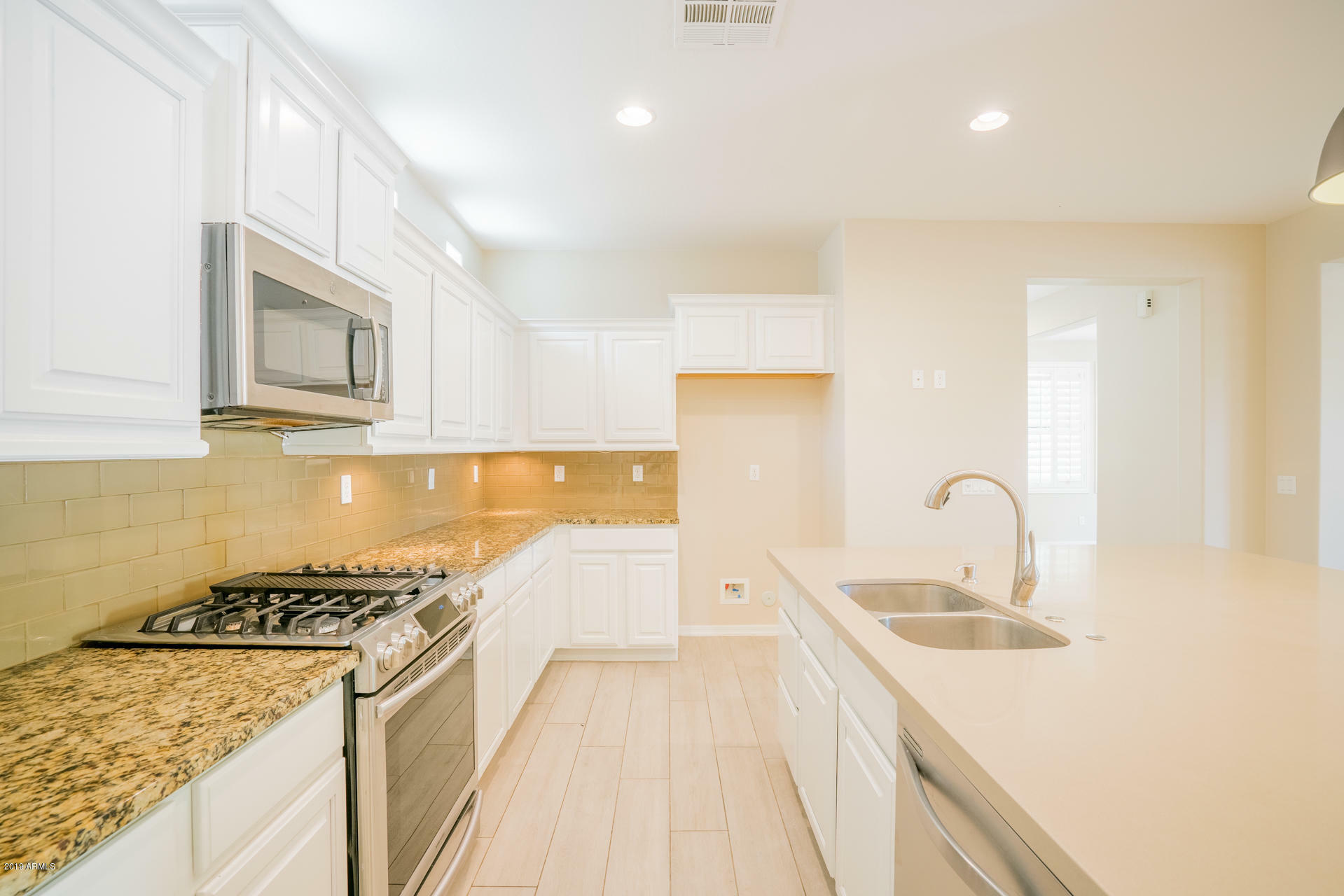 Property Photo: 21010 W Hamilton Street AZ 85396