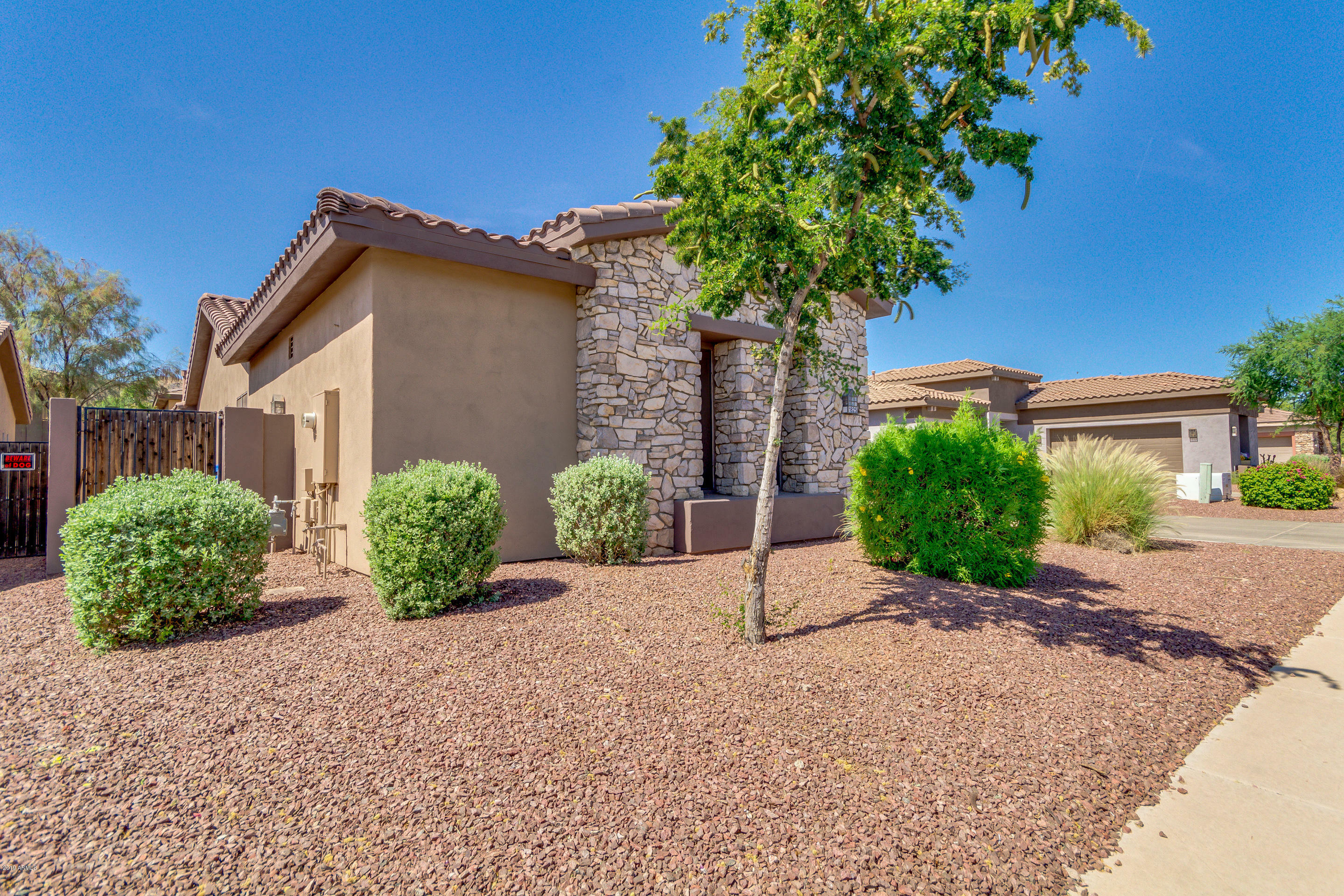 Property Photo:  1825 E Latona Road  AZ 85042 