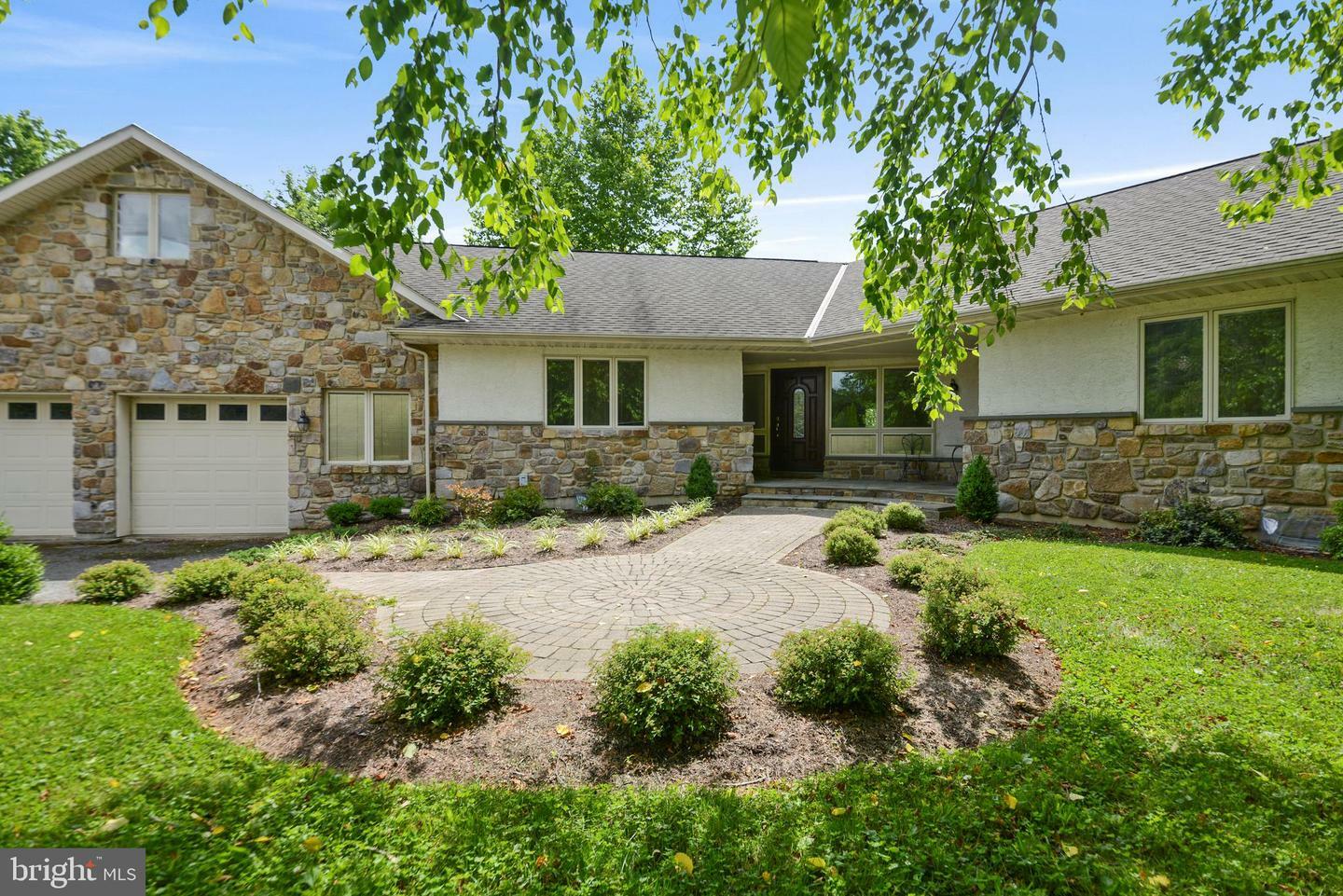 Property Photo: 900 Stargazers Road PA 19320