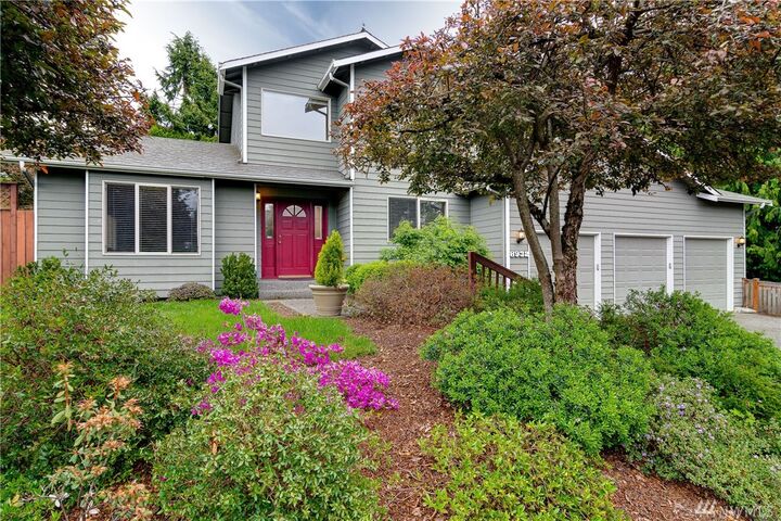 8932 218th St SW  Edmonds WA 98026 photo