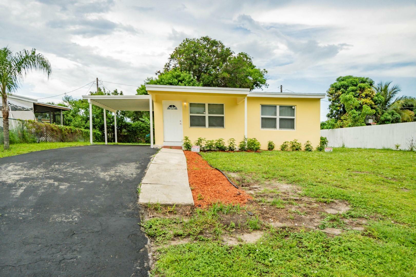 Property Photo:  3530 Orange Street  FL 33462 