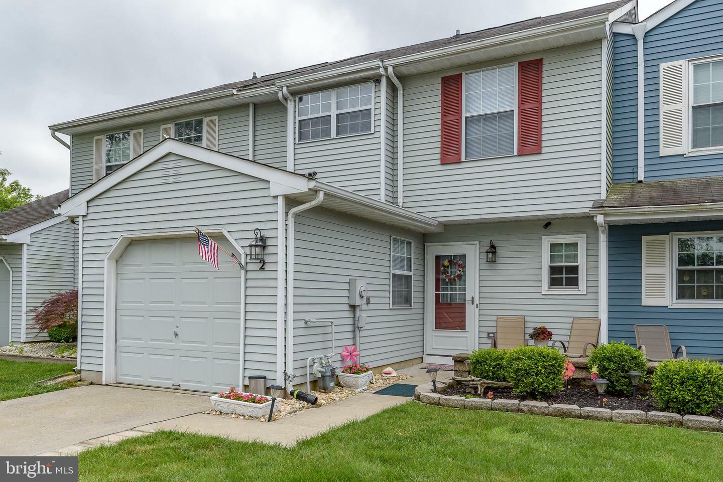 Property Photo:  2 Deerfield Court 119  NJ 08505 