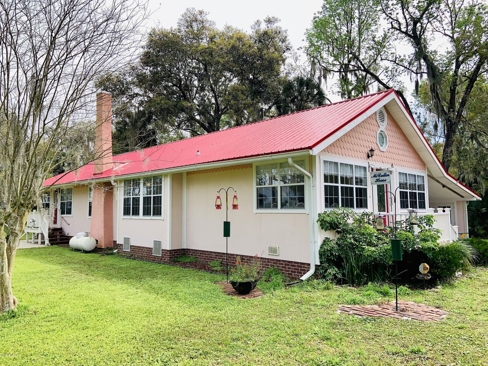 Property Photo: 6385 County Road 13 Road S FL 32145