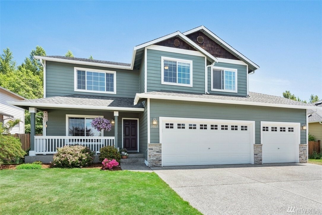 Property Photo:  3307 66th Ave NE  WA 98270 