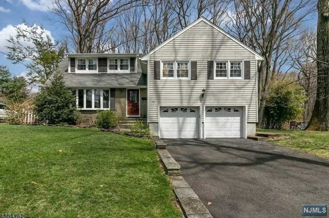 Property Photo:  318 Rolling Rock Road  NJ 07092 