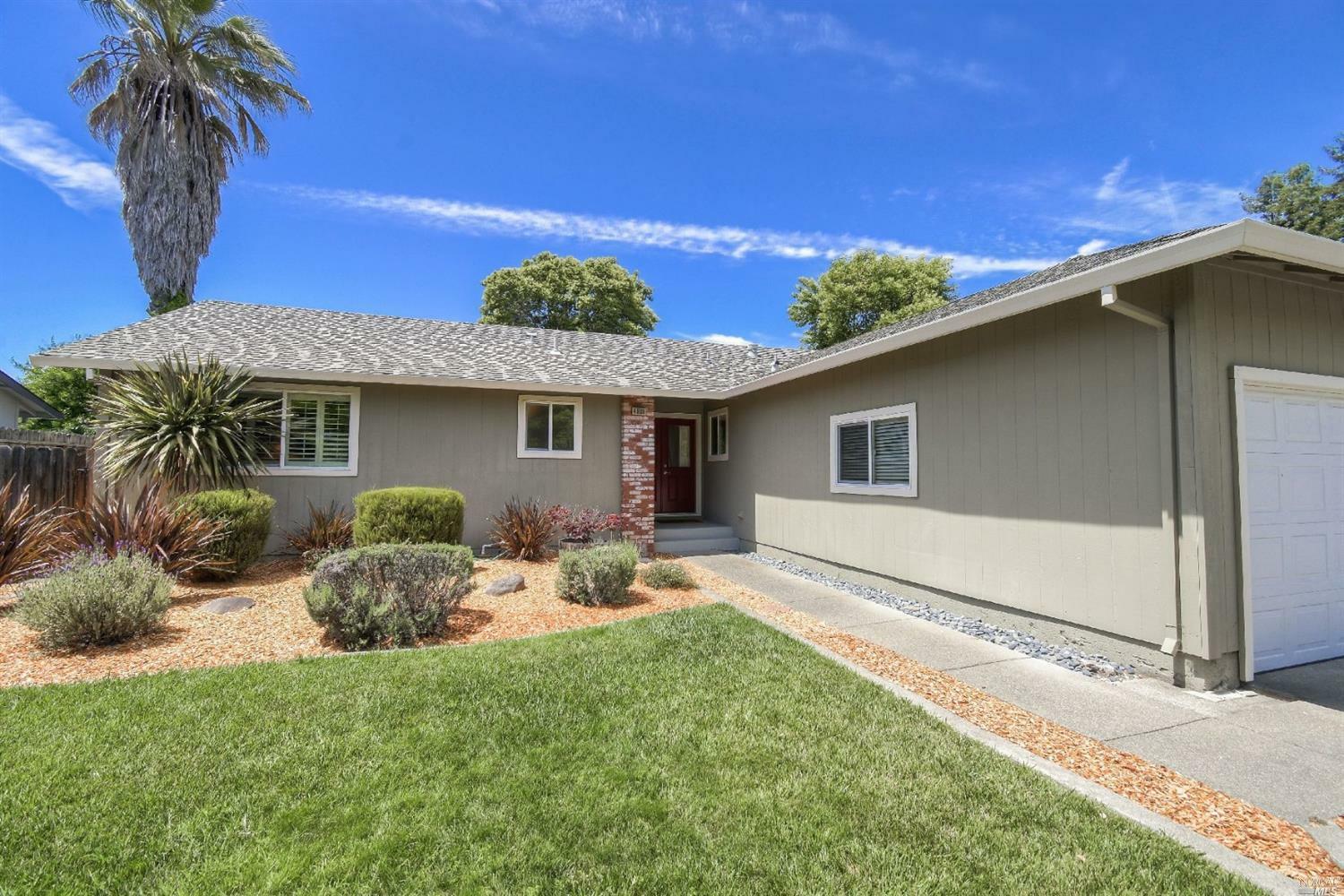 Property Photo:  4989 Underwood Drive  CA 95409 