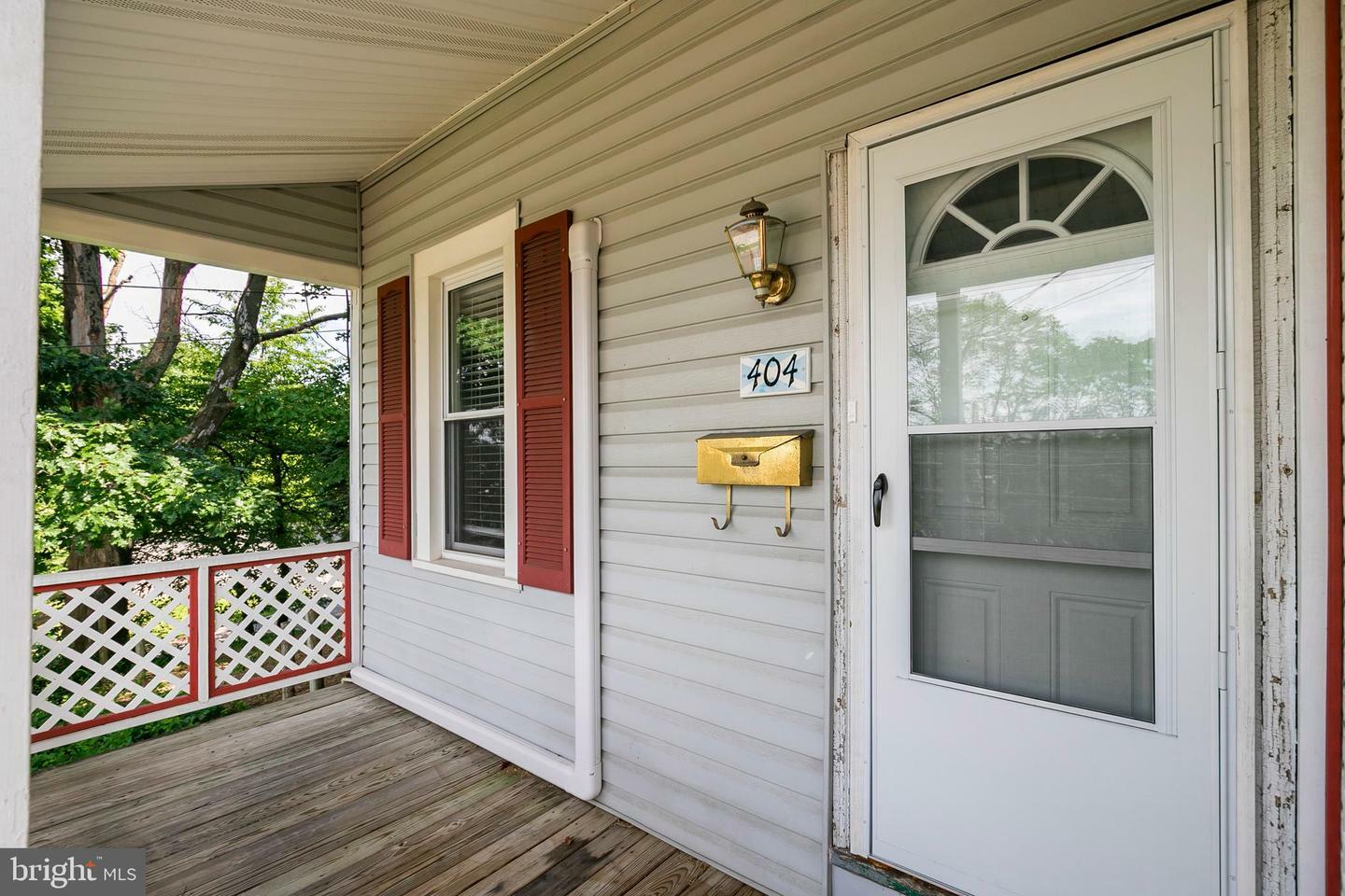 Property Photo:  404 2nd Avenue  PA 19468 