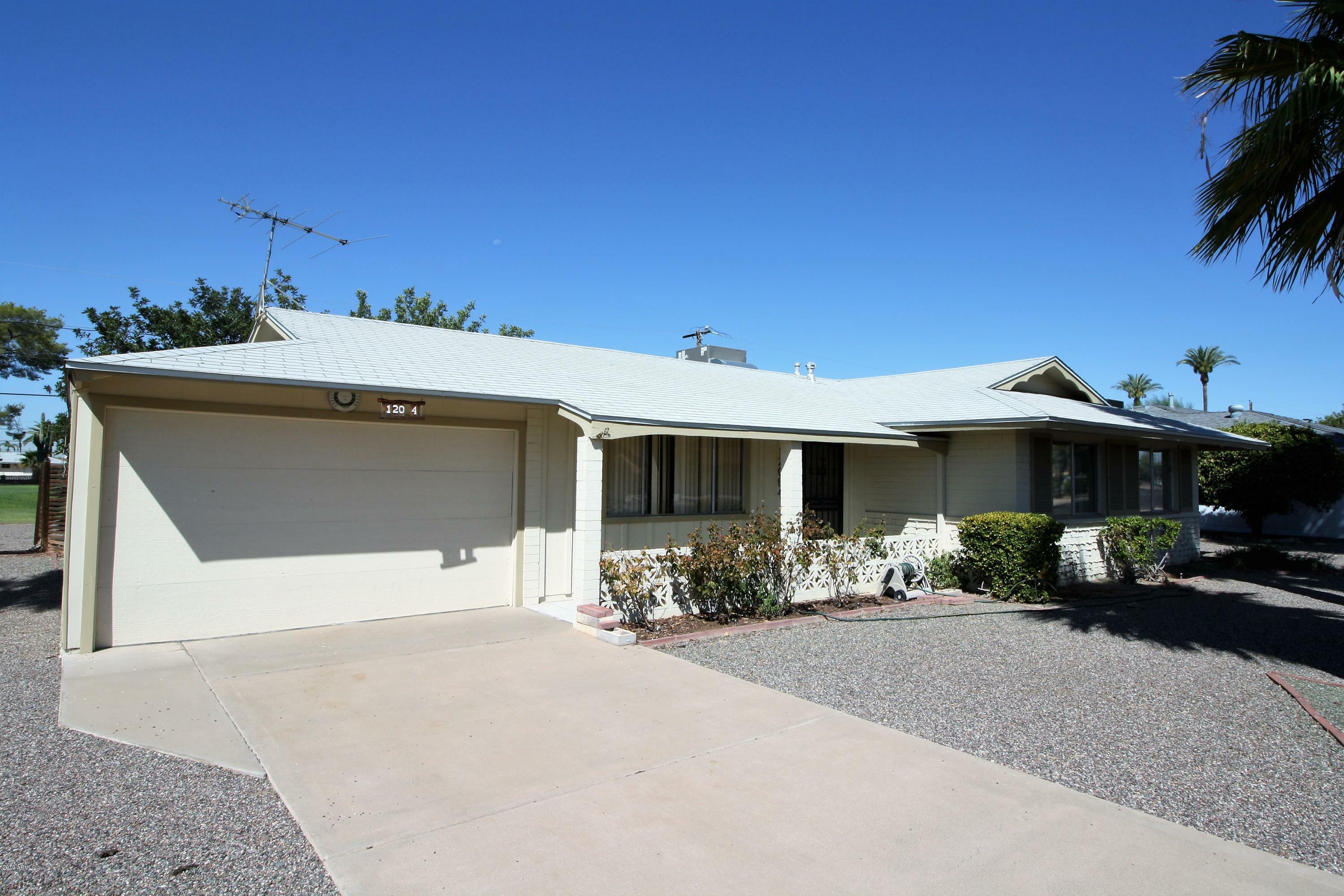 Property Photo: 12064 N Pebble Beach Drive AZ 85351