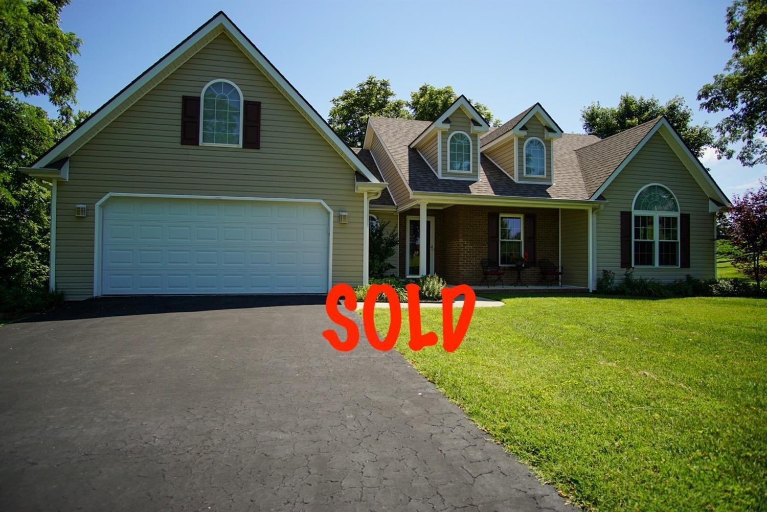 Property Photo:  414 Angela Way  KY 40444 