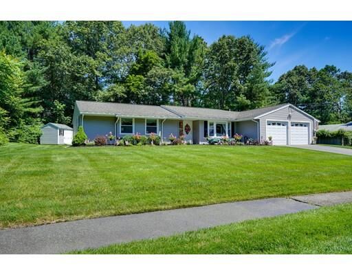 Property Photo:  5 Tollcross Rd  MA 01824 