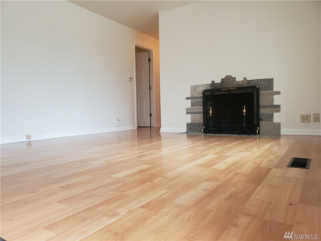Property Photo: 9836 59th Ave S WA 98118