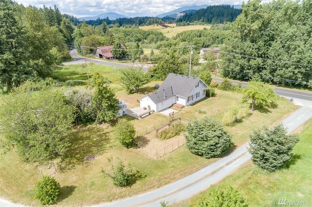 Property Photo: 15490 State Route 9 WA 98274