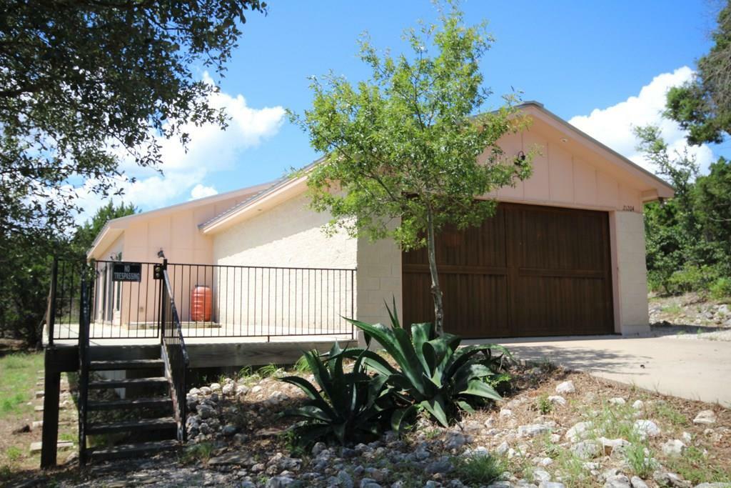 Property Photo:  21204 War Bonnet Cove  TX 78645 