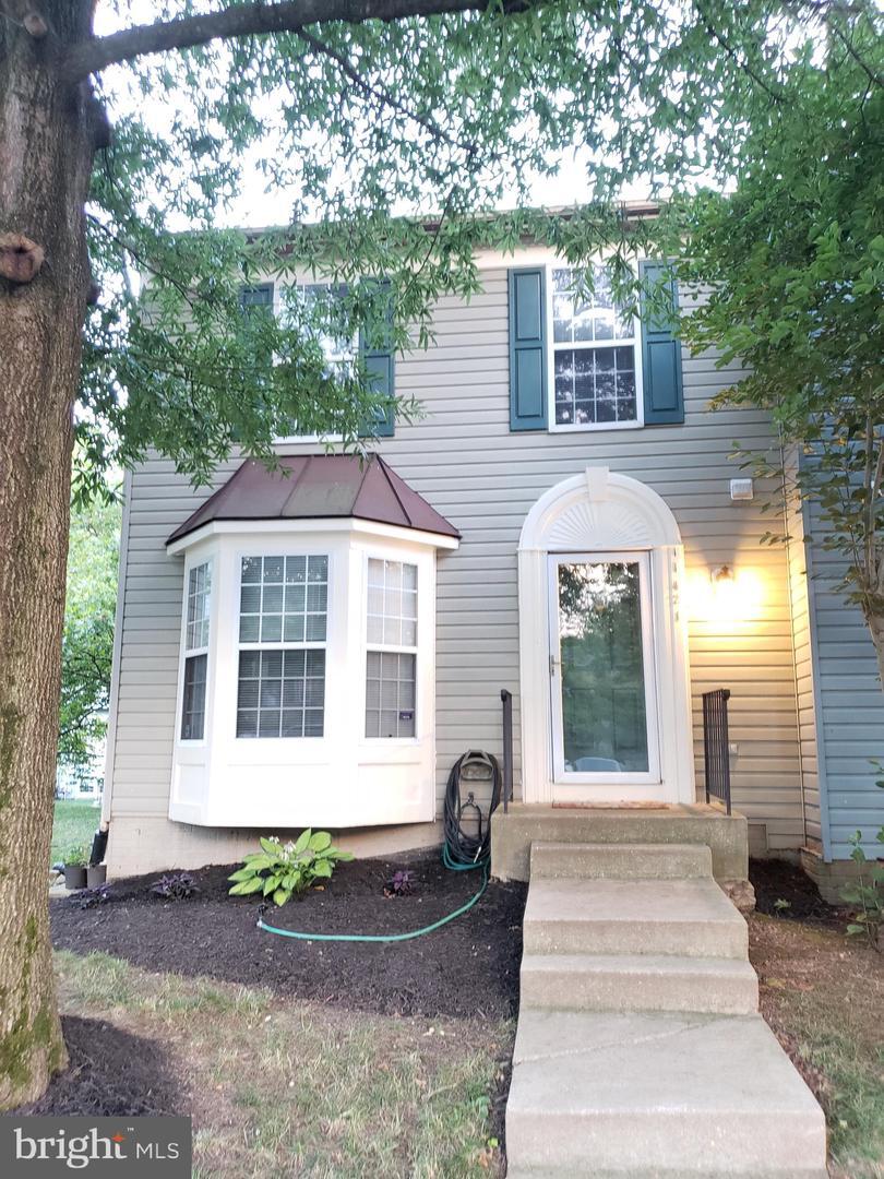 Property Photo: 11421 Hawk Ridge Court MD 20705
