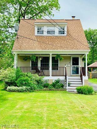 Property Photo:  462 Forestview Road  OH 44140 