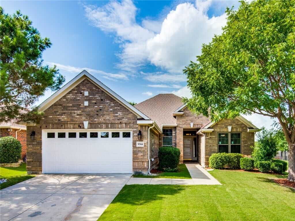 Property Photo:  9504 Pinewood Drive  TX 76207 