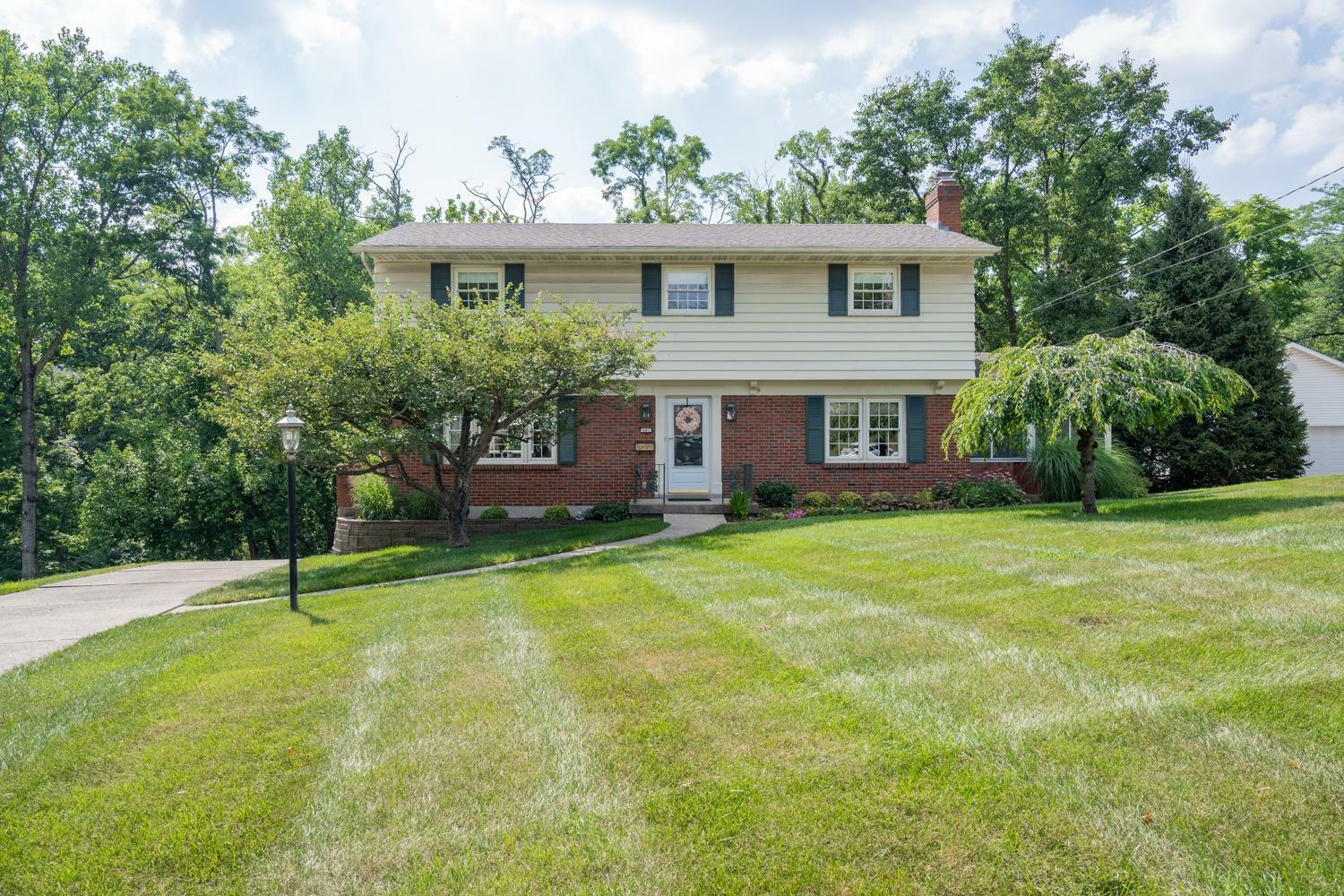 Property Photo:  441 Hillbrook Drive  OH 45238 