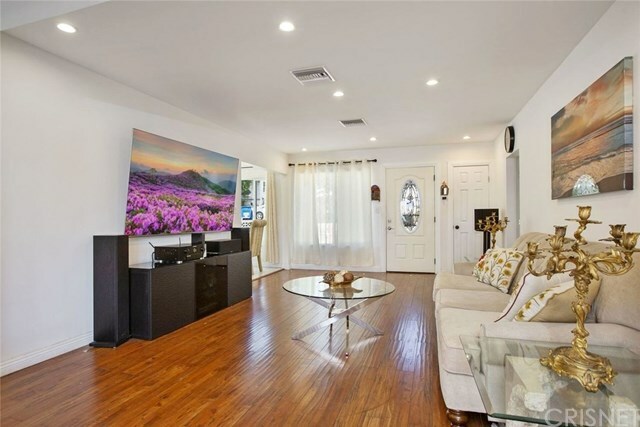 Property Photo:  10351 Fernglen Avenue  CA 91042 