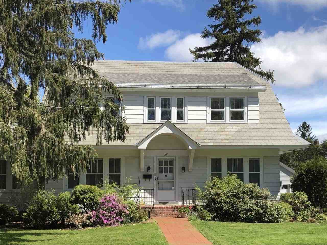 Property Photo:  28 Henderson Terrace  VT 05401 