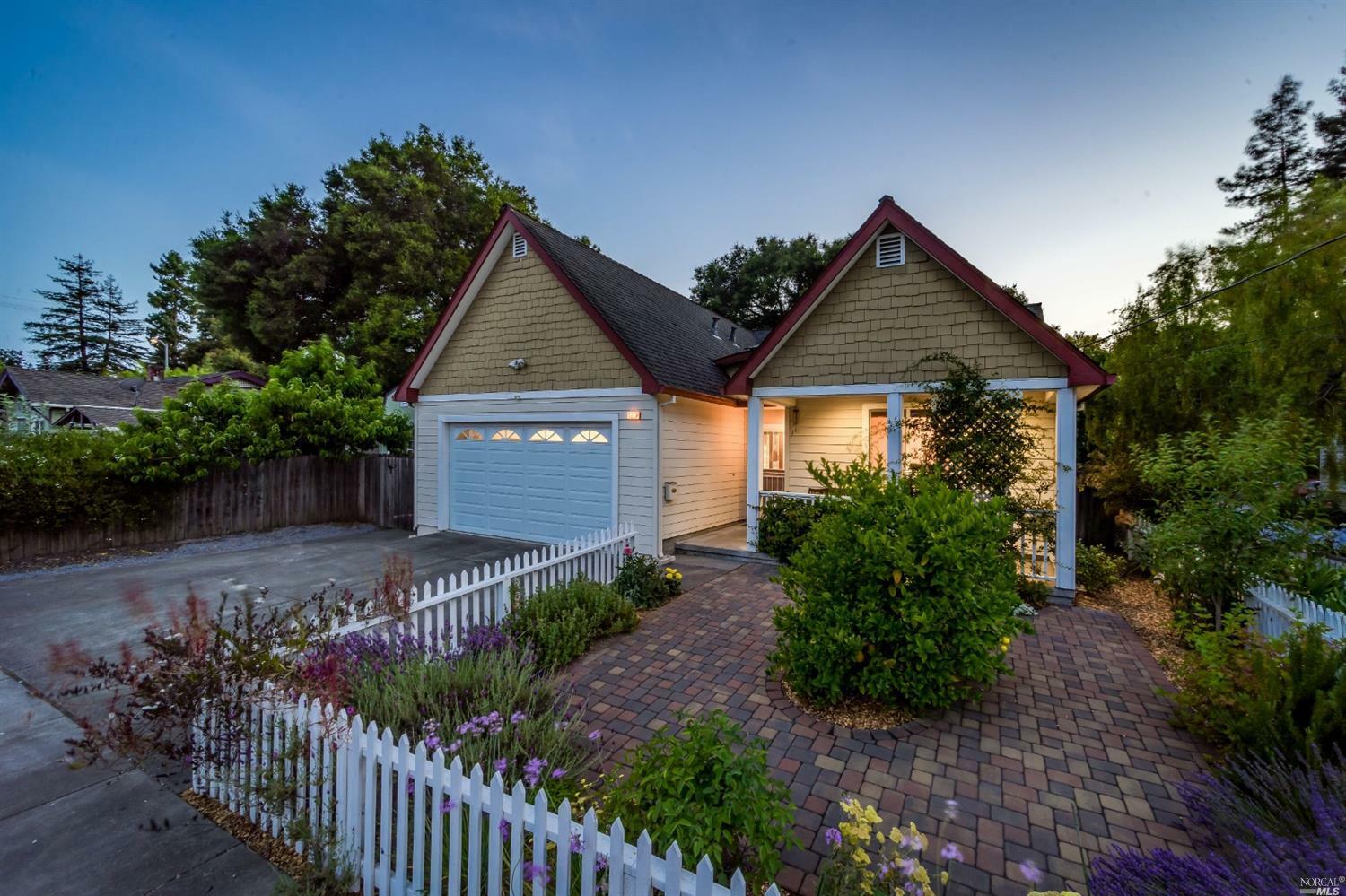 Property Photo:  1215 Morgan Street  CA 95401 