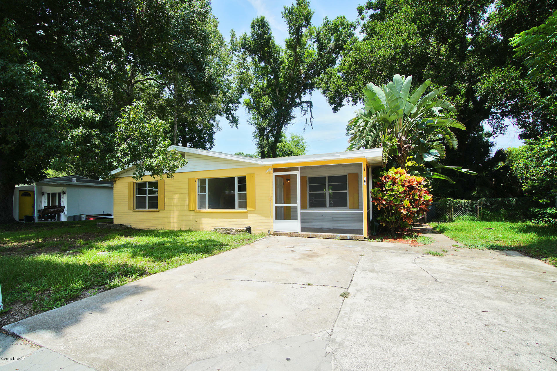 Property Photo:  167 Center Street  FL 32117 