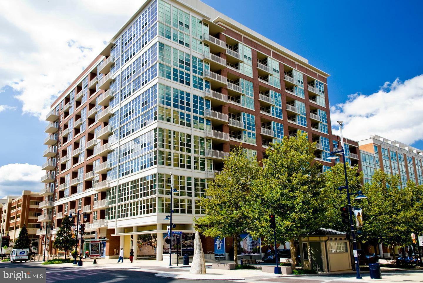 Property Photo: 157 Fleet Street 609 MD 20745