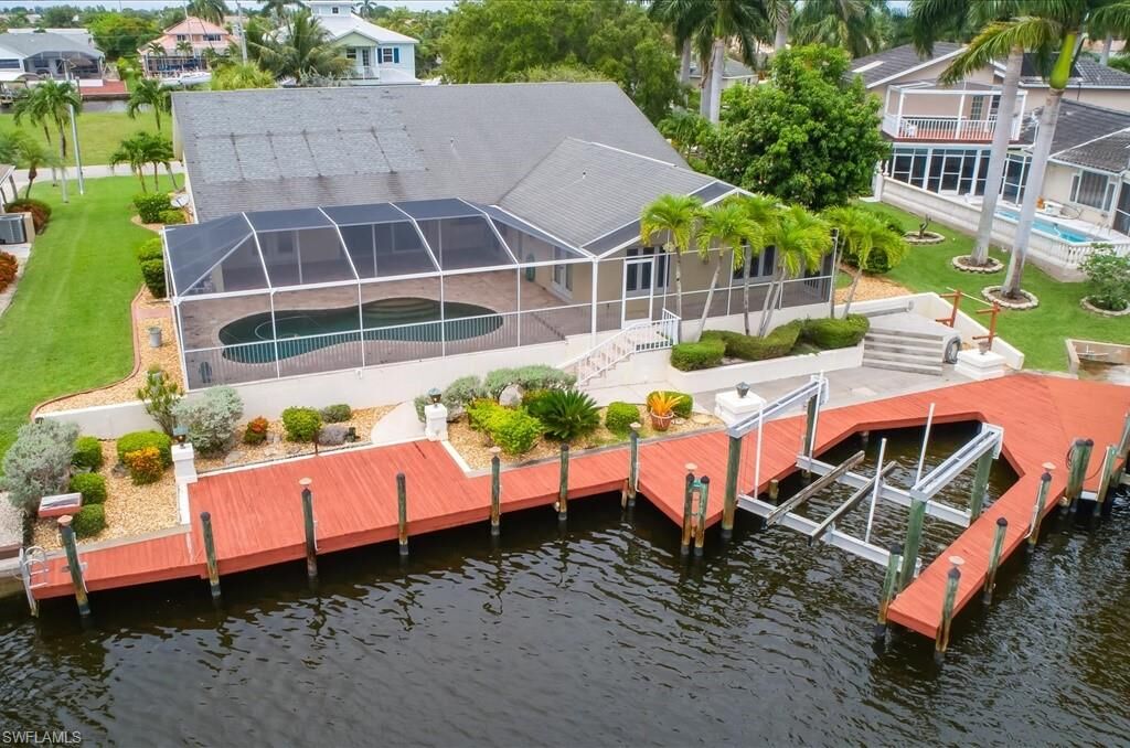 Property Photo: 1208 SW 50th St FL 33914