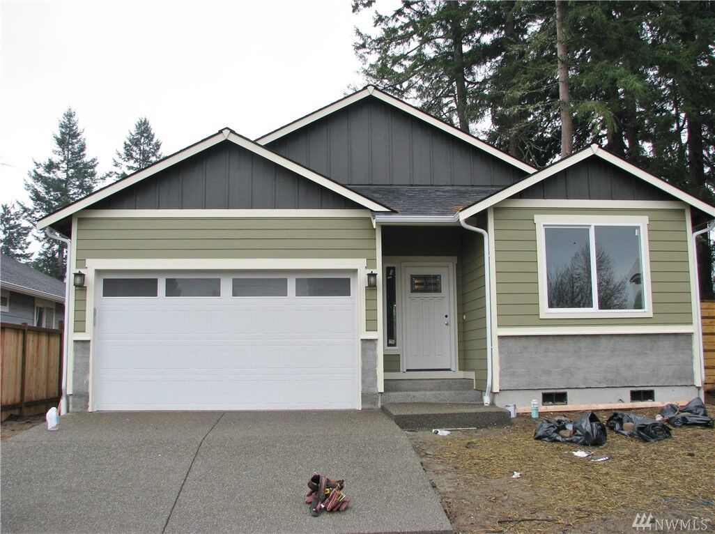 Property Photo:  1607 9th Ave SW  WA 98502 