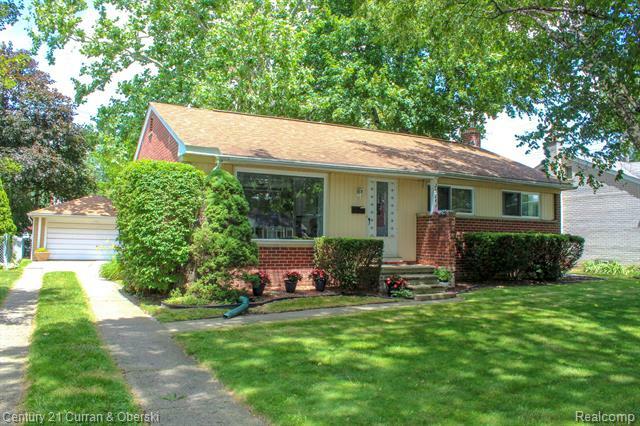 29844 W Chicago Street  Livonia MI 48150 photo