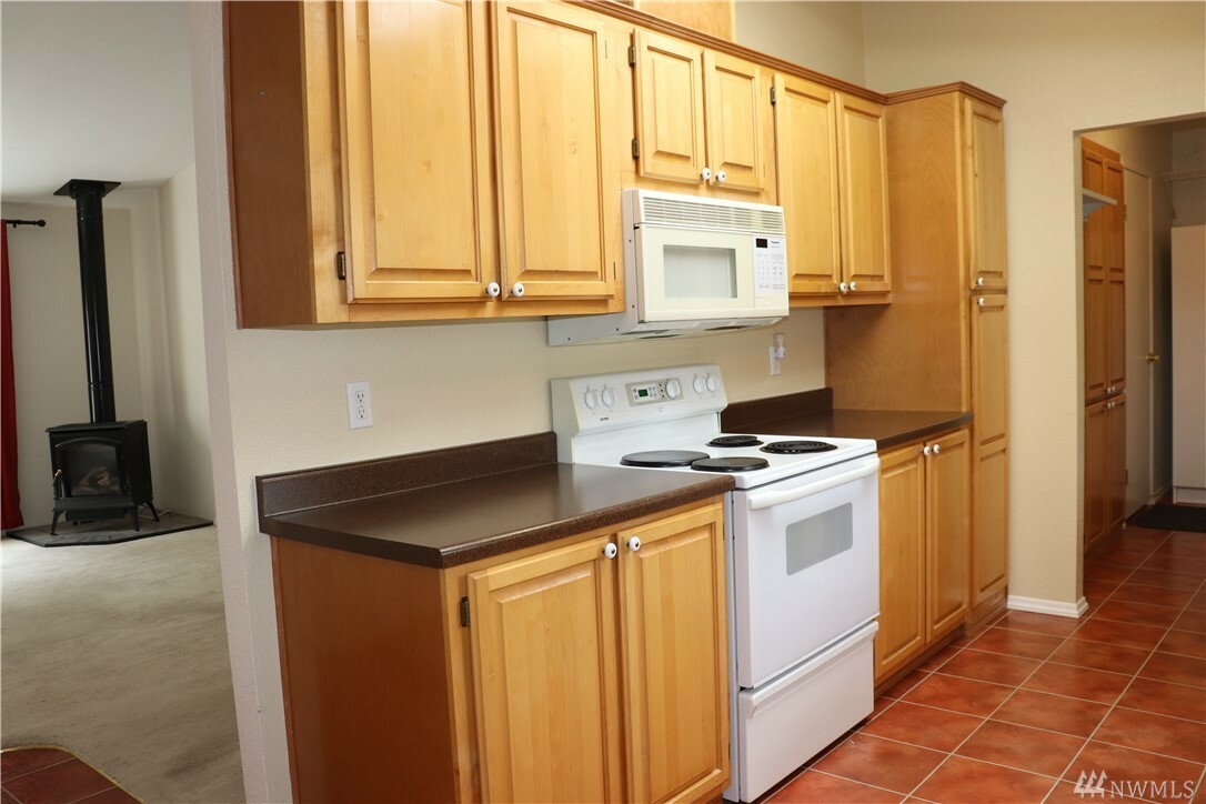 Property Photo: 120 SE Foxglove Ave WA 98584