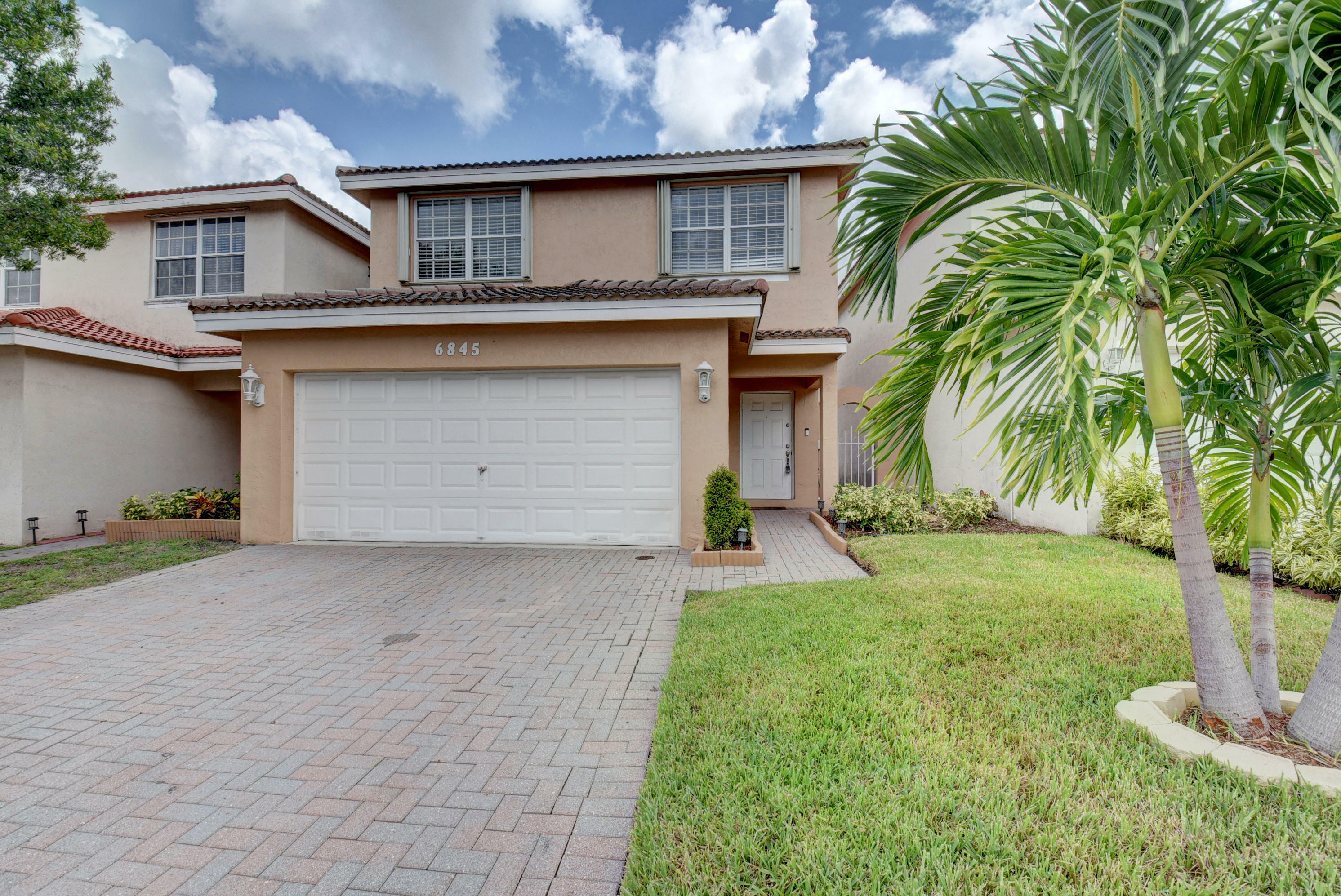 Property Photo:  6845 NW 38th Drive  FL 33319 