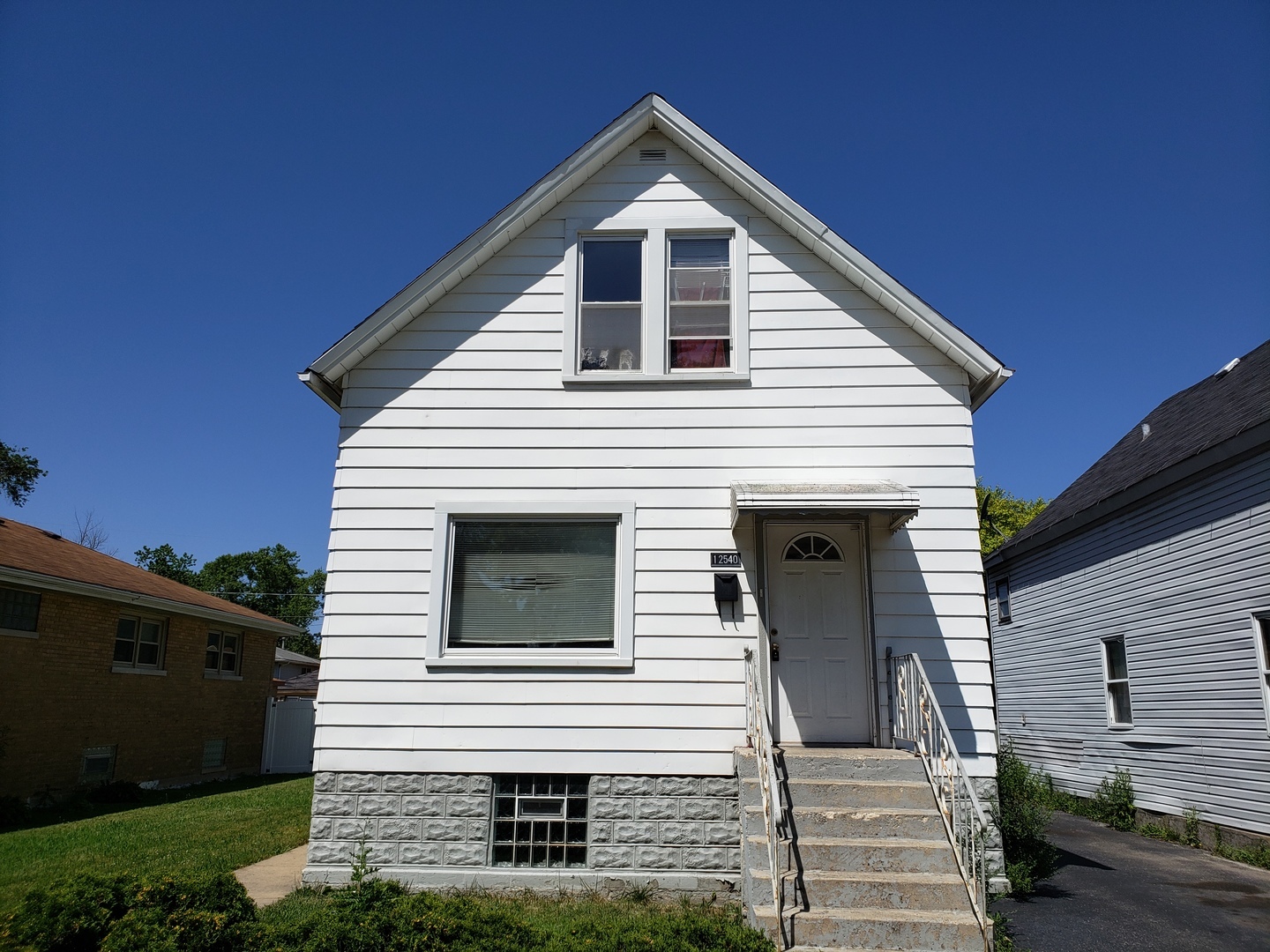 Property Photo:  12540 South Honore Street  IL 60827 