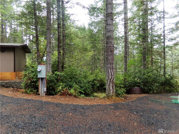 Property Photo:  271 E Sandy Lake Rd  WA 98584 