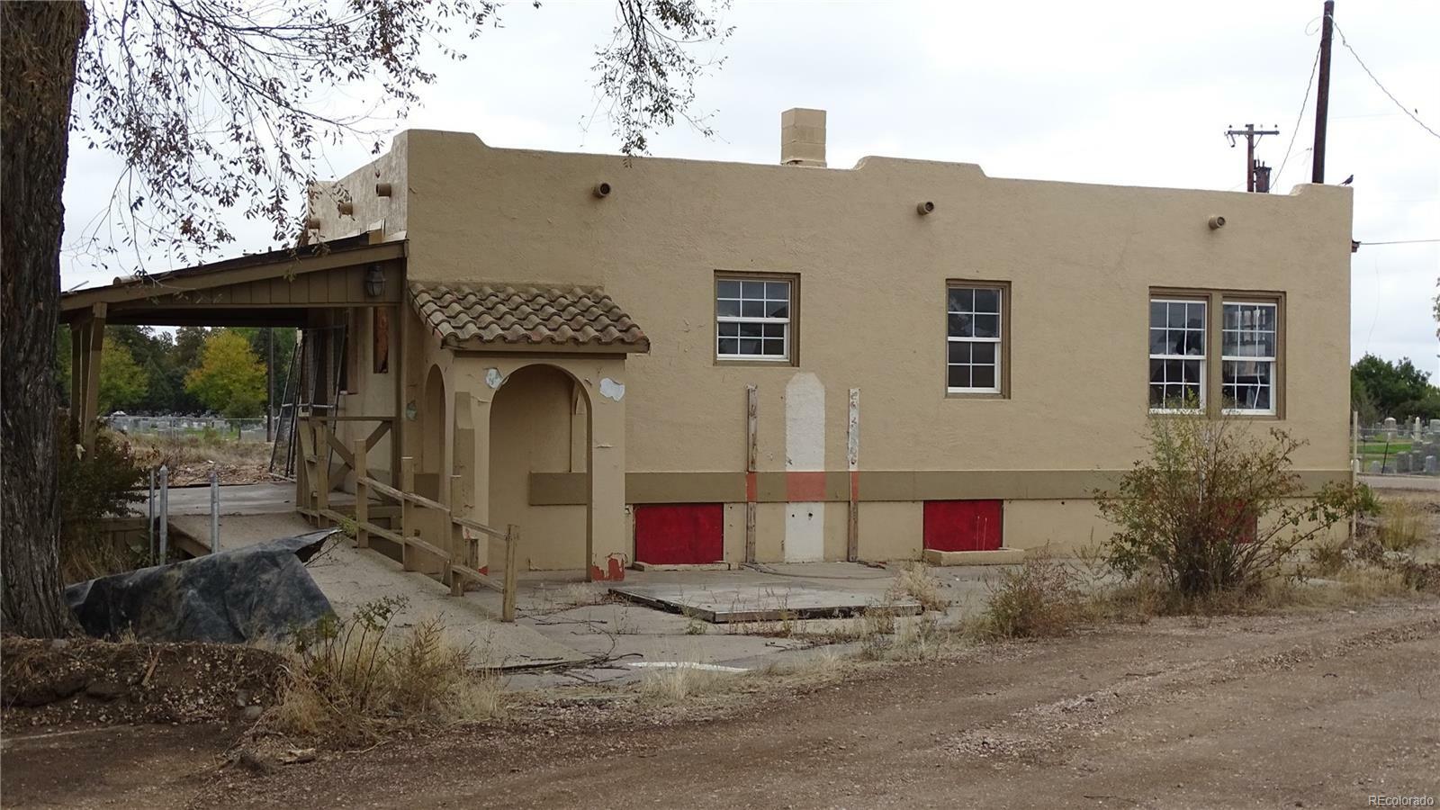 Property Photo: 1401 East Hwy 34 CO 80631