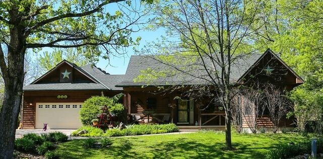Property Photo: 404 Birch Lane IL 61021