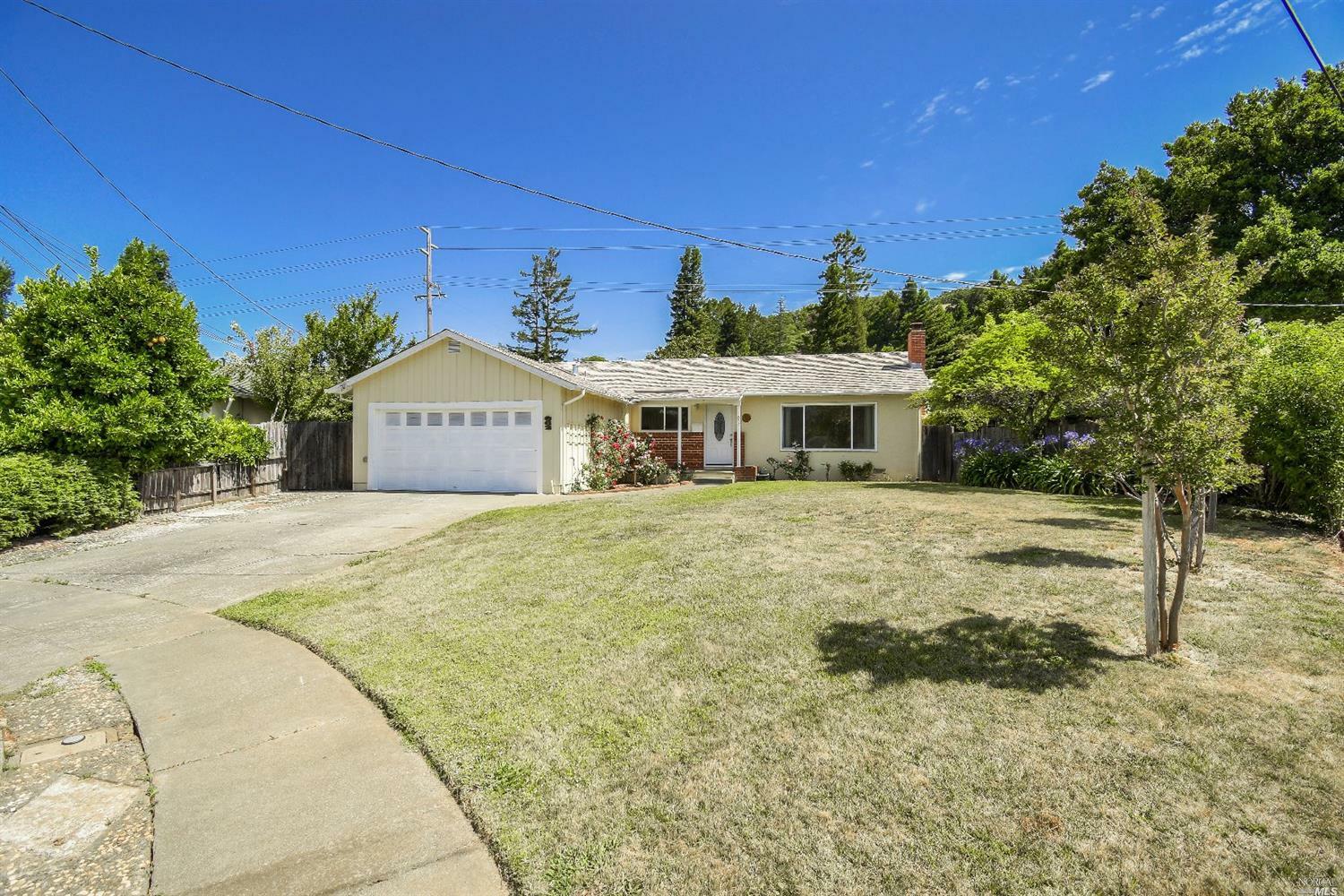 Property Photo:  862 Rae Lane  CA 94947 