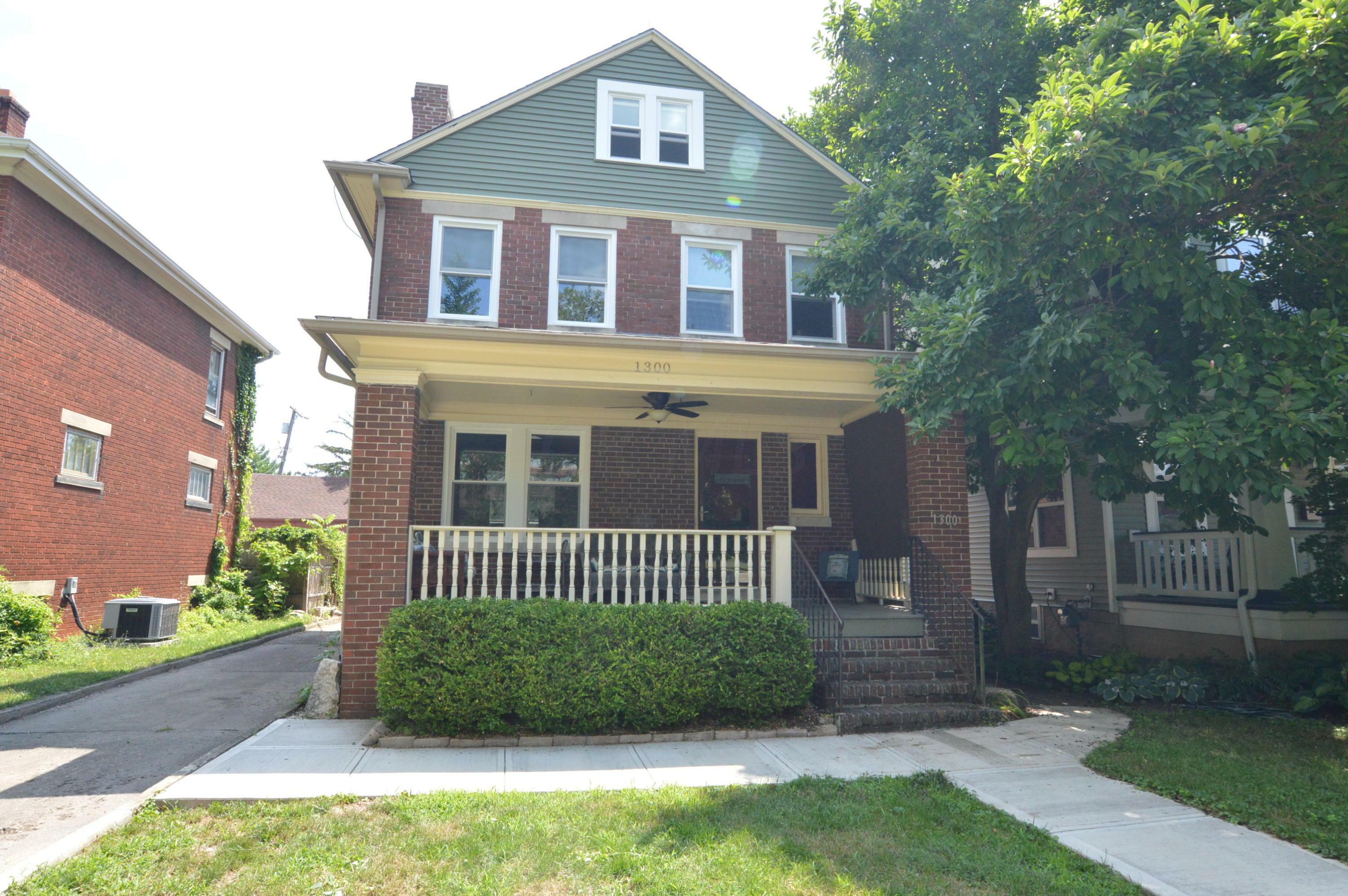 Property Photo:  1300 Fairview Avenue  OH 43212 