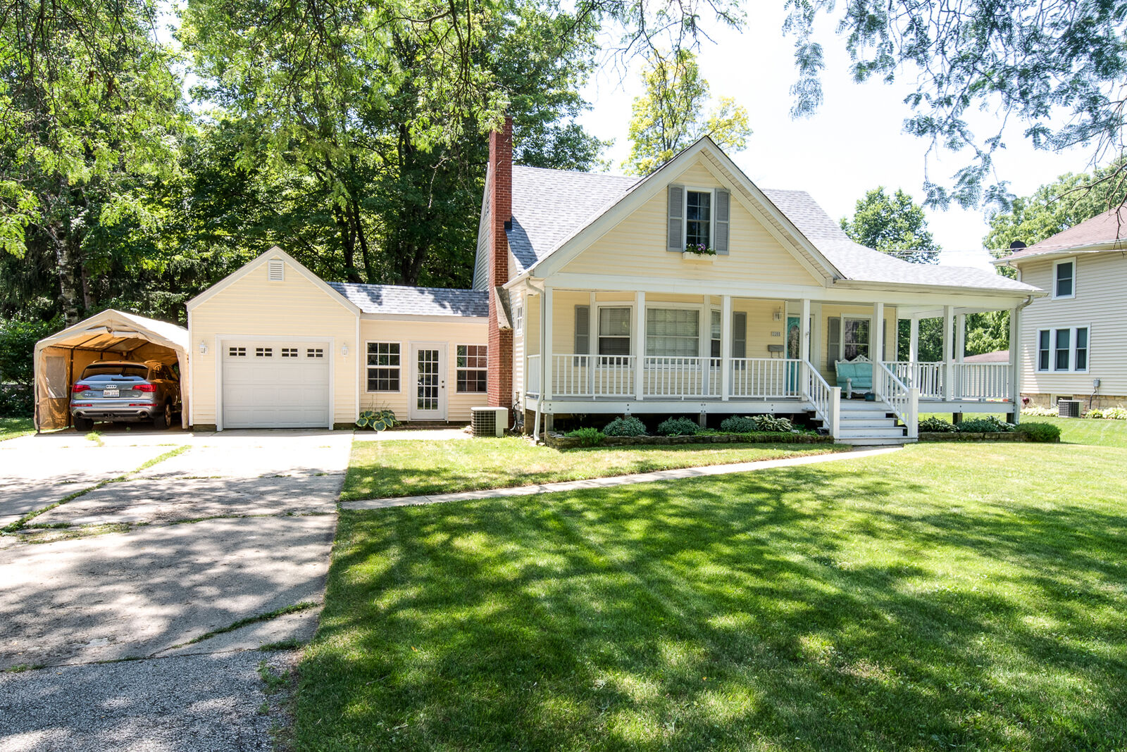 Property Photo:  1108 Morton Street  IL 60510 